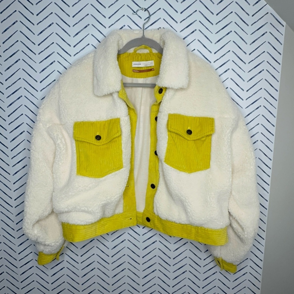 NWOT Leslie Corduroy-Trimmed Sherpa Jacket Yellow White Size M - Picture 2 of 6